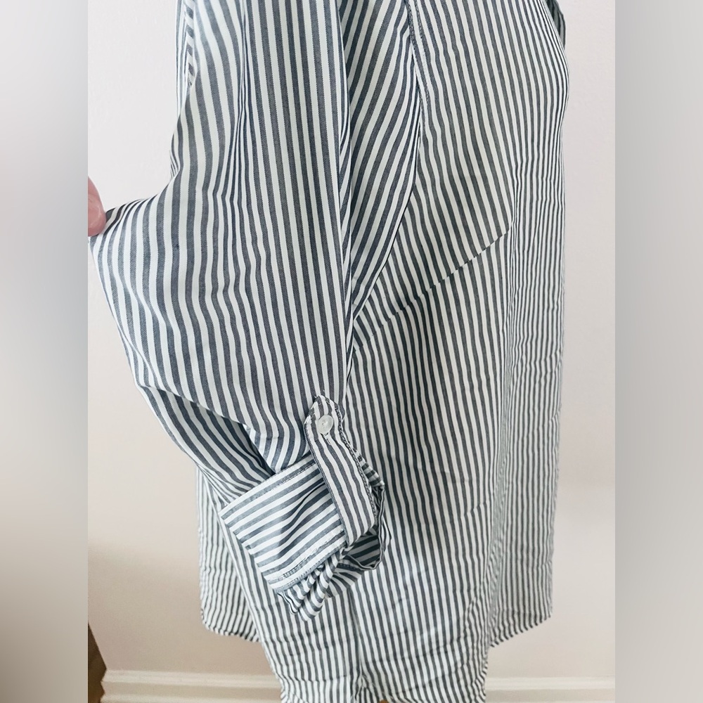 Velvet Heart Plus Striped button down - Picture 3 of 7